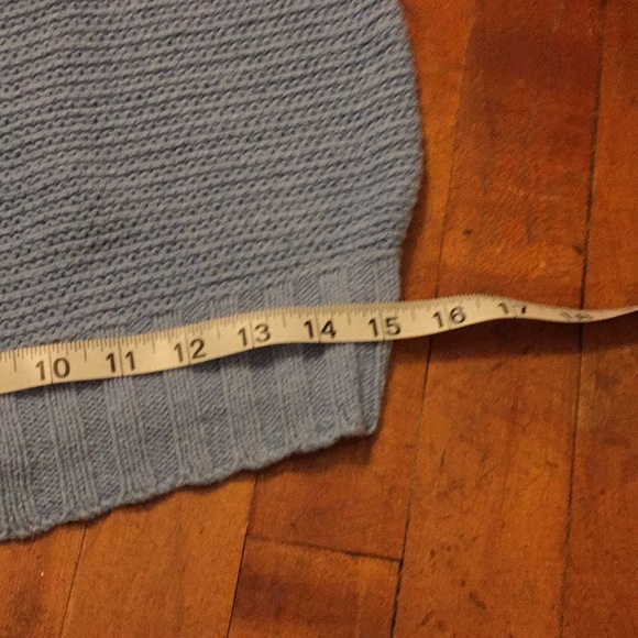 Cropped sweater- off the shoulder-size small - Picture 8 of 8